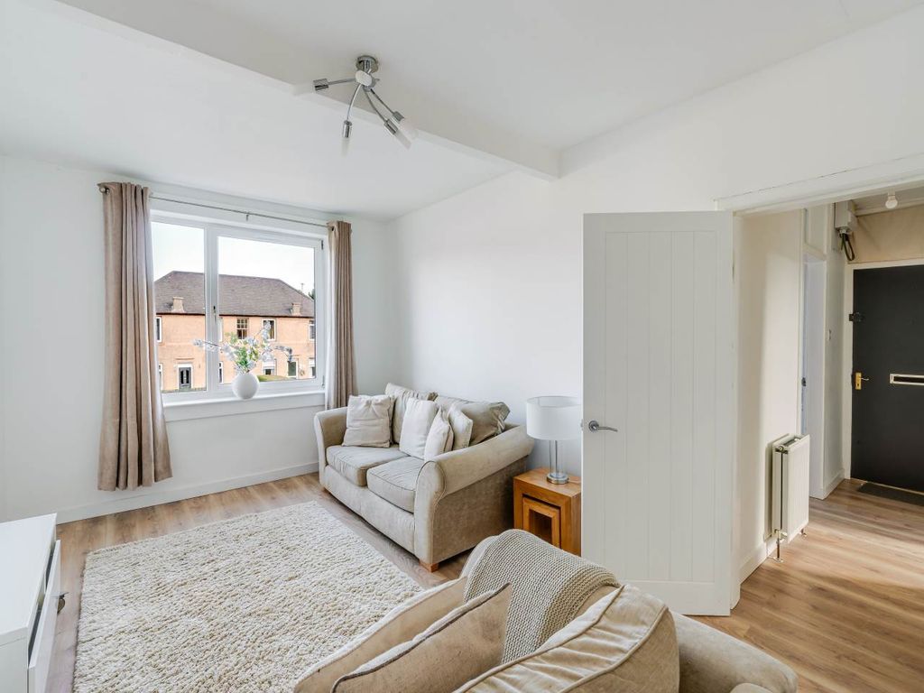 Property photo 1 of 19 Interiors-3