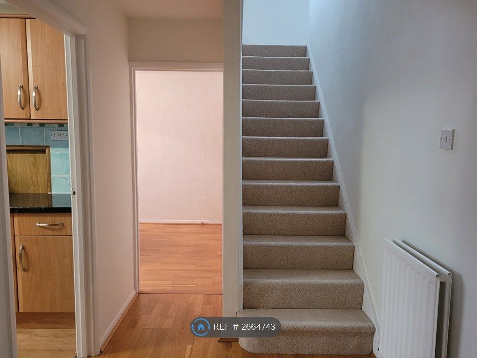 Property photo 3 of 26 Entrance