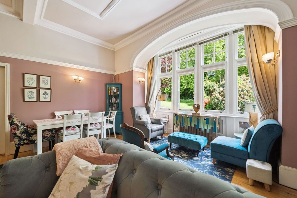 Additional image 12 of 2 bed flat for saleFlat 1 Lagarie House, Torwoodhill Road, Rhu G84