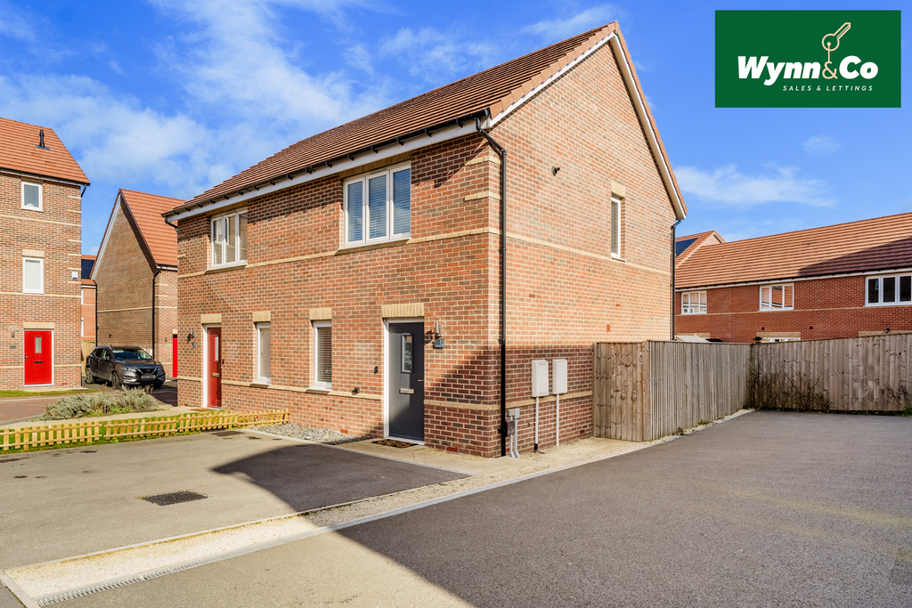 Property photo 1 of 25 Front (Exterior)