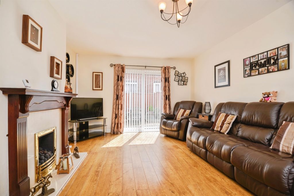 Property photo 3 of 17