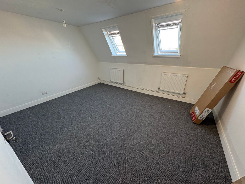 Property photo 1 of 7 Img_7760