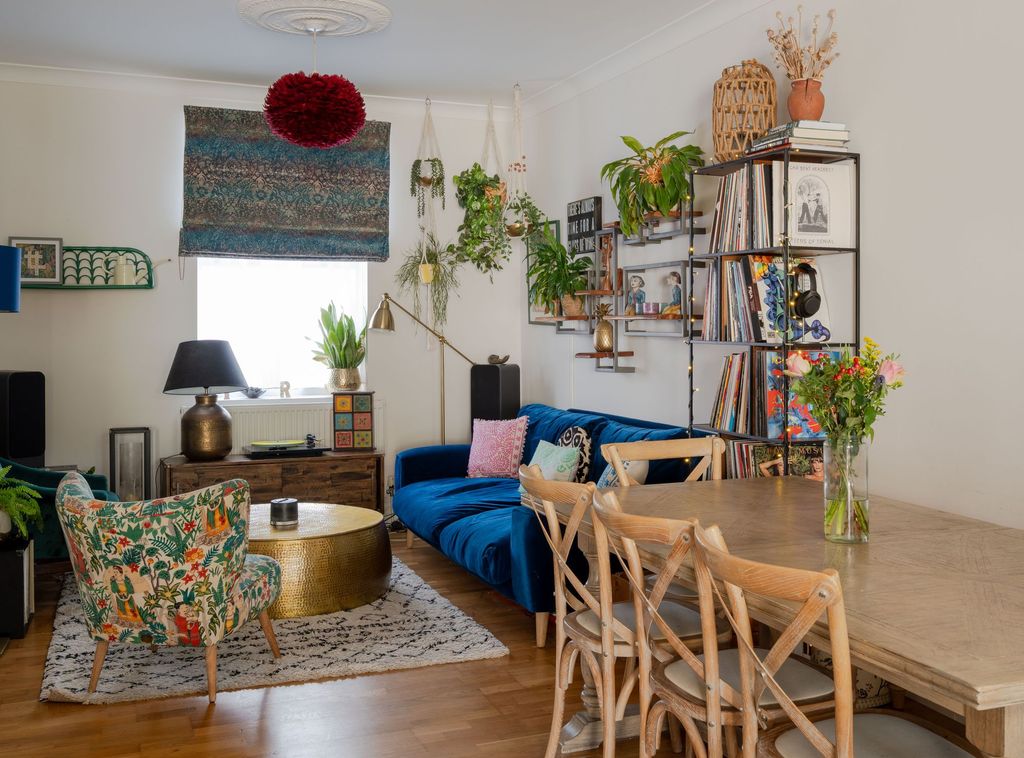 Property photo 2 of 38