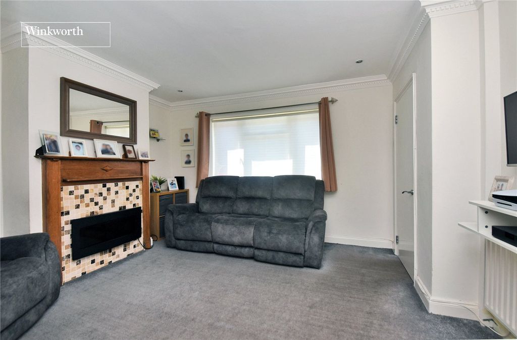 Property photo 3 of 15 Picture No. 04