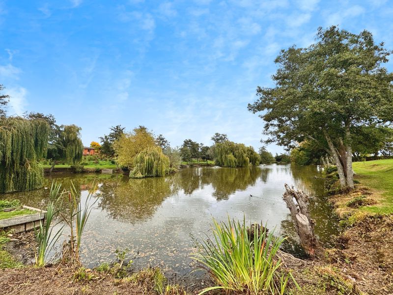 Property photo 2 of 20 Homestead Lake