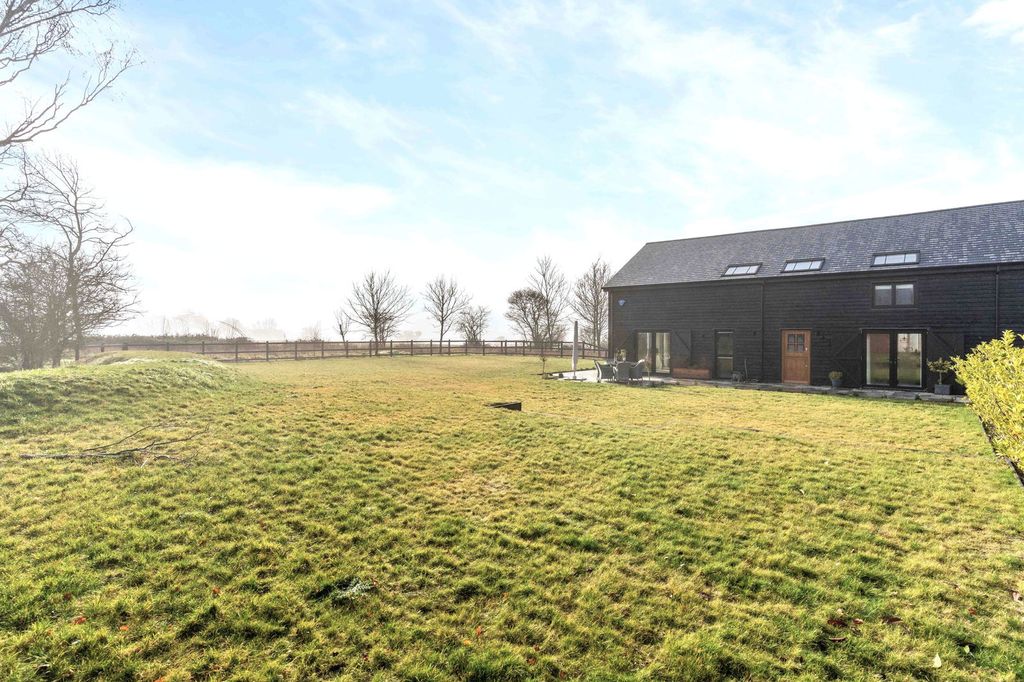 Property photo 3 of 54