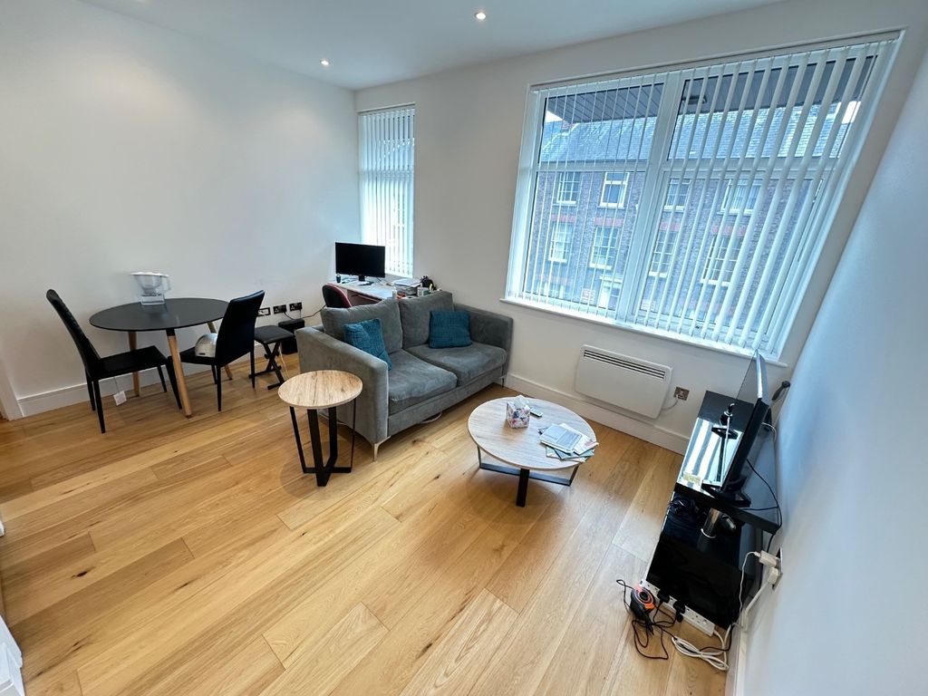 Property photo 2 of 6 4962822