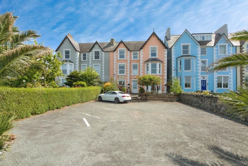 Property photo 1 of 37