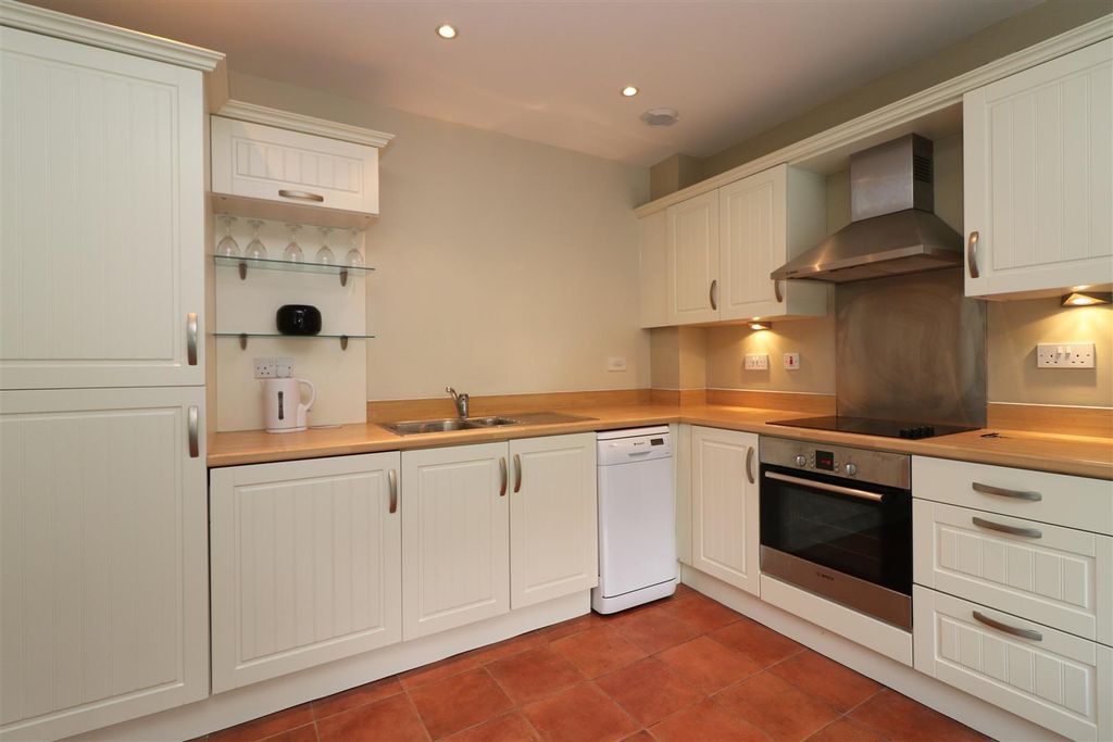 Property photo 3 of 10 0 General