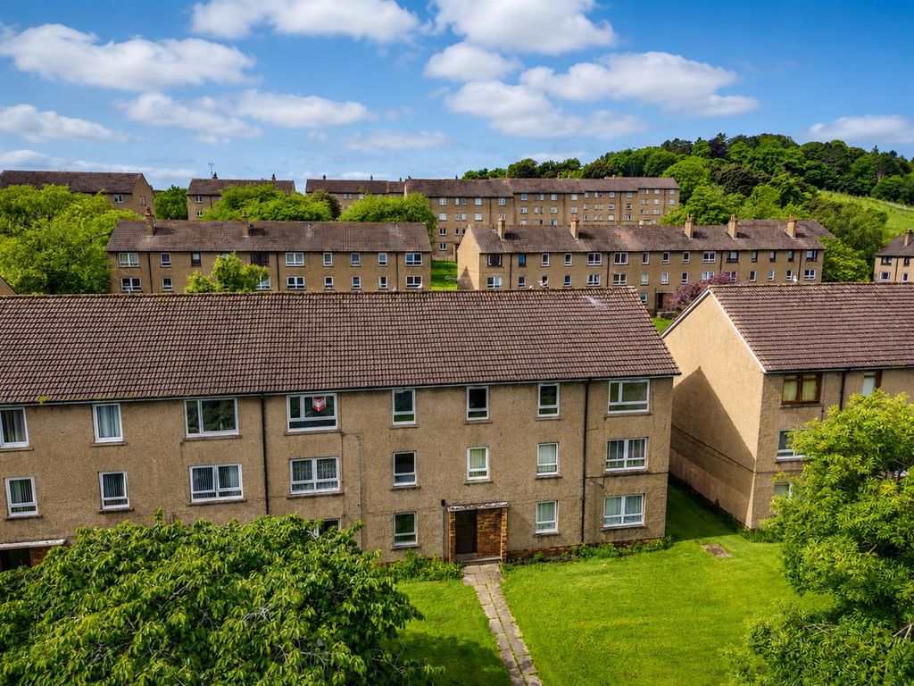 Property photo 1 of 12 22F Tullideph Road Dundee-1.Jpg