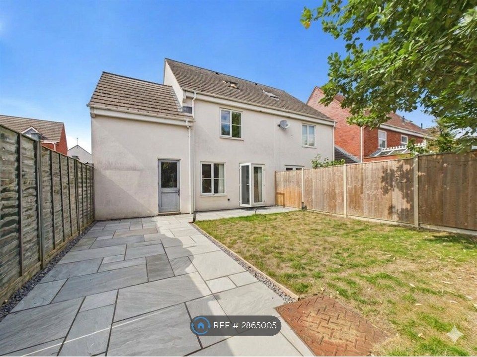 Property photo 3 of 6