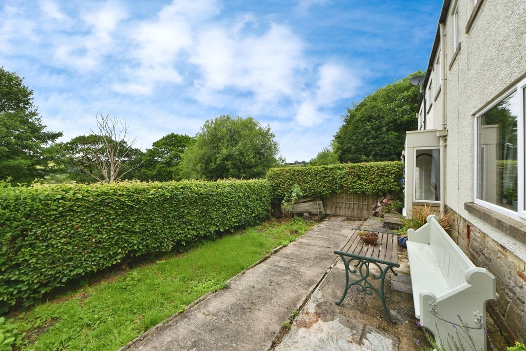 Property photo 2 of 18 Photo