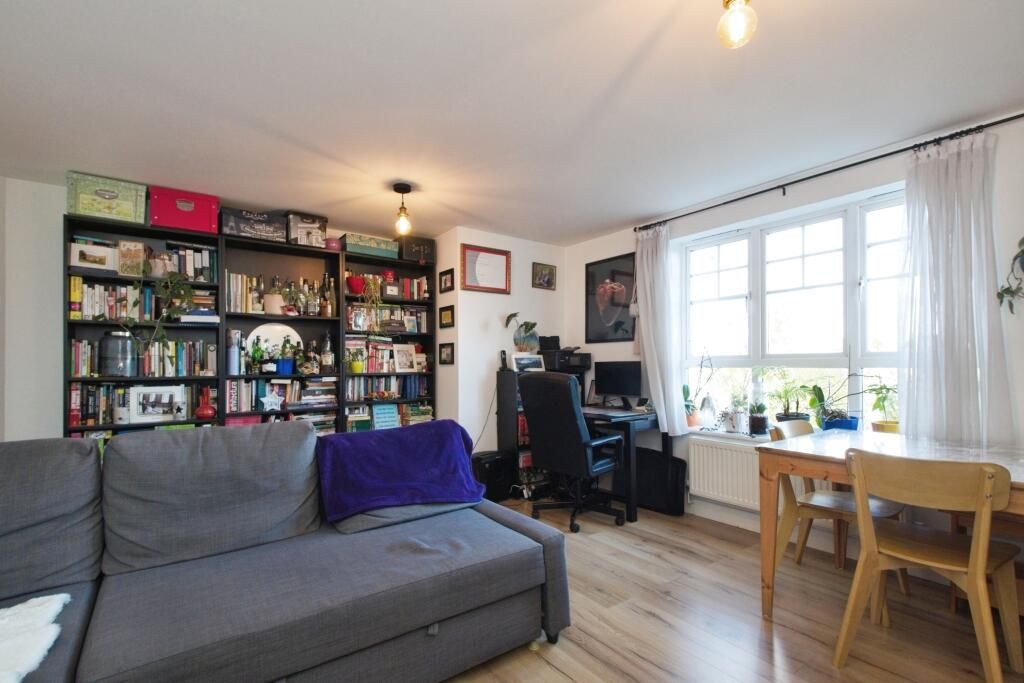 Property photo 3 of 10 75804_1776547-1_Img_01_0000