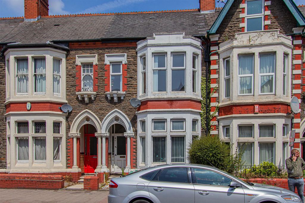 Property photo 2 of 11 Albany Road 139, Fff-16.Jpg