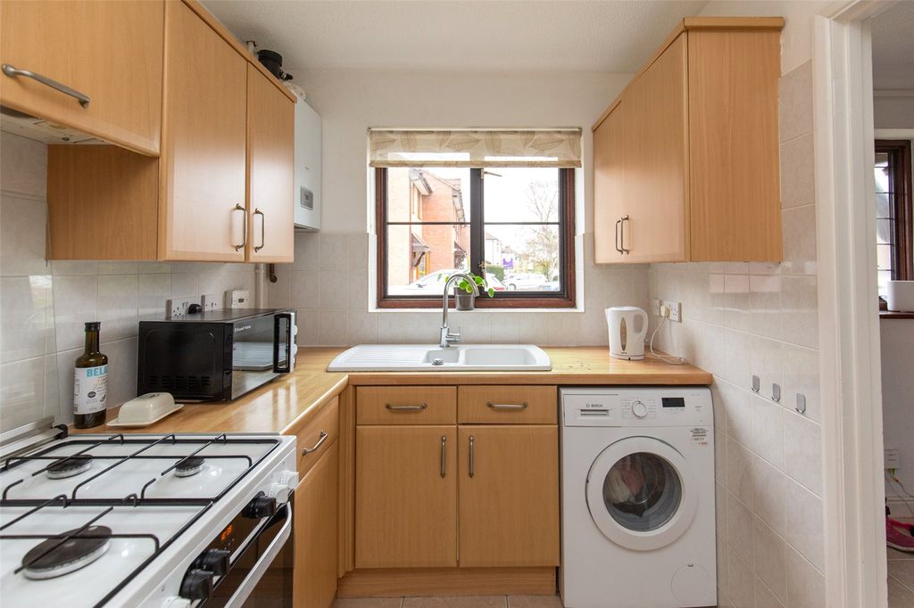 Property photo 3 of 21 Picture No. 15