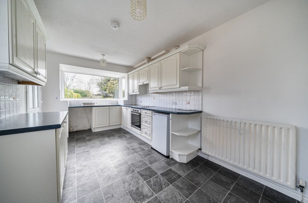 Property photo 3 of 23 1435387-17-69c3F03E5761B