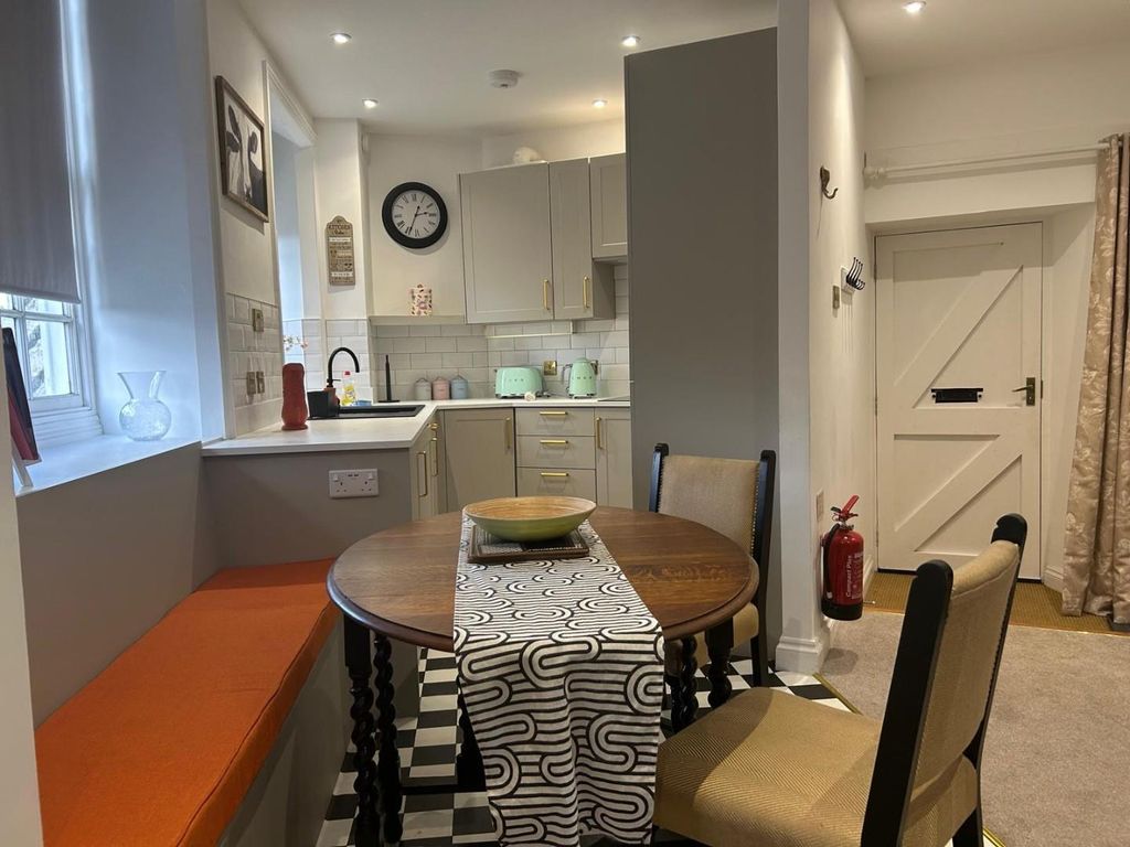 Property photo 1 of 7 d292Bd5E-055c-4Aef-A73c-0Dbaf9d9493F.Jpeg