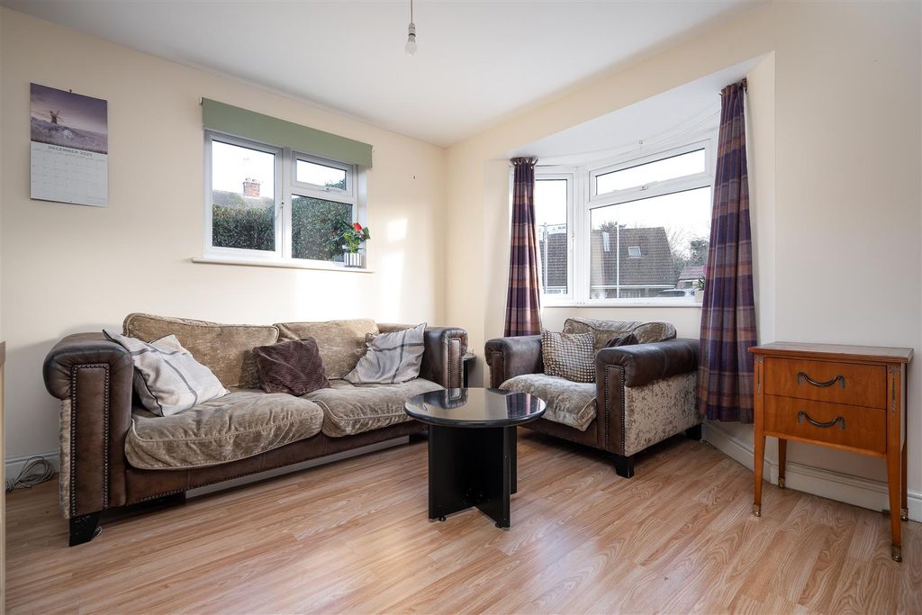 Property photo 2 of 14 Living Room