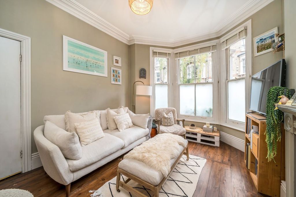 Property photo 2 of 7