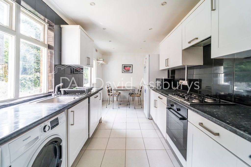 Property photo 3 of 17 Ndb06217