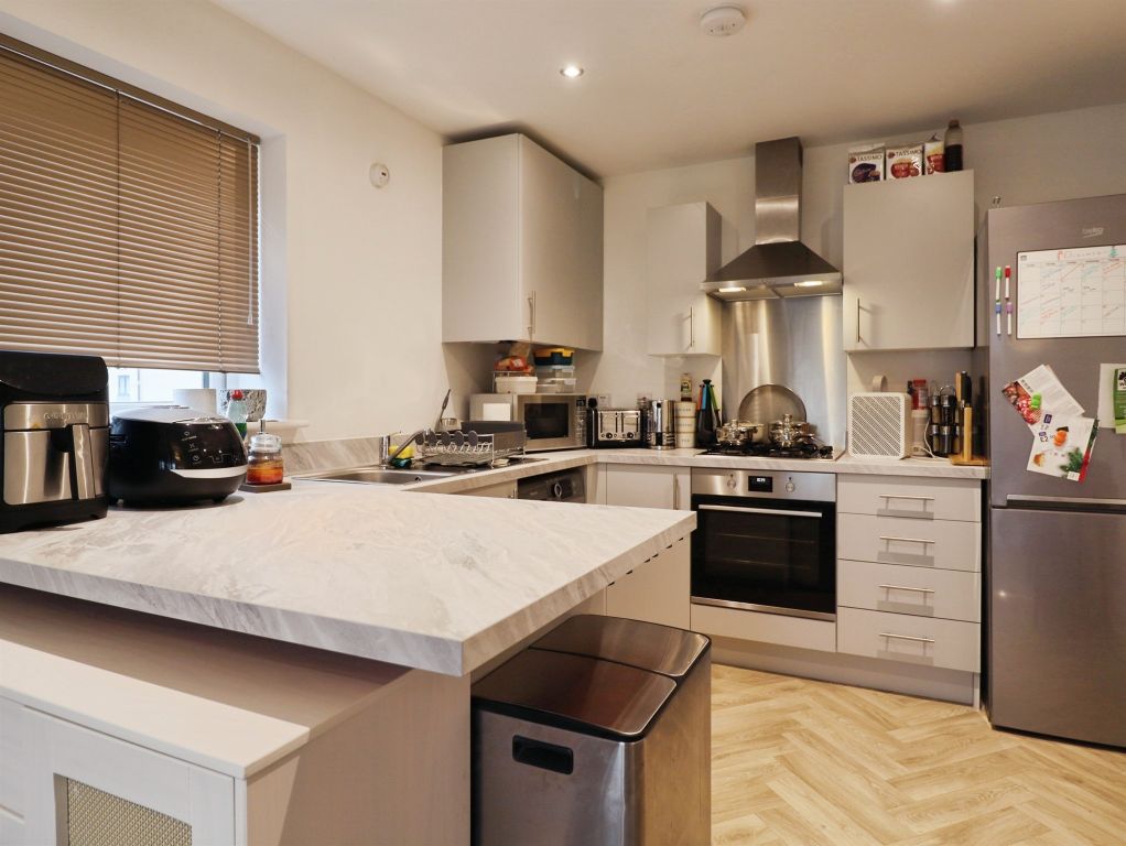 Property photo 2 of 13