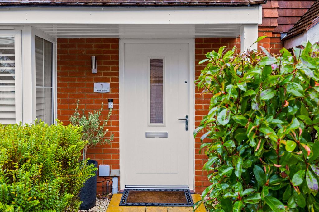 Property photo 2 of 16