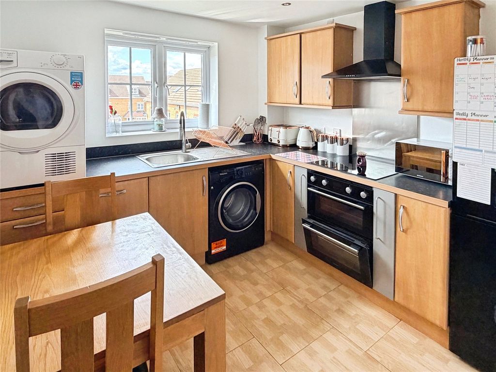 Property photo 2 of 13 Breakfast Kitchen