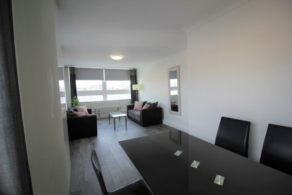 Property photo 3 of 10 Image