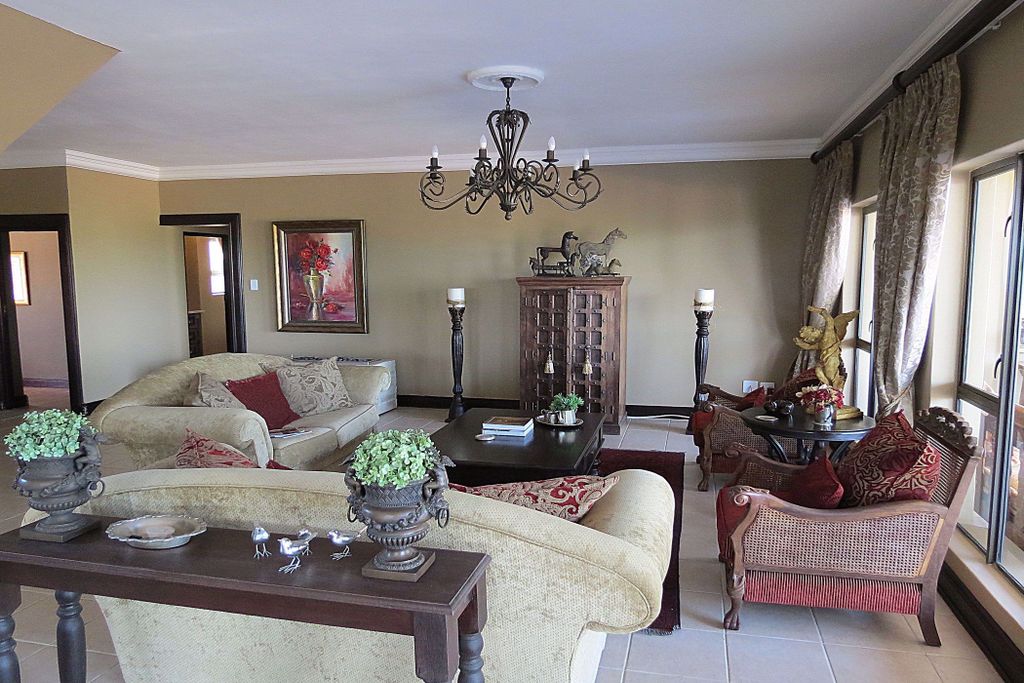 Property photo 2 of 35 1Er1552410