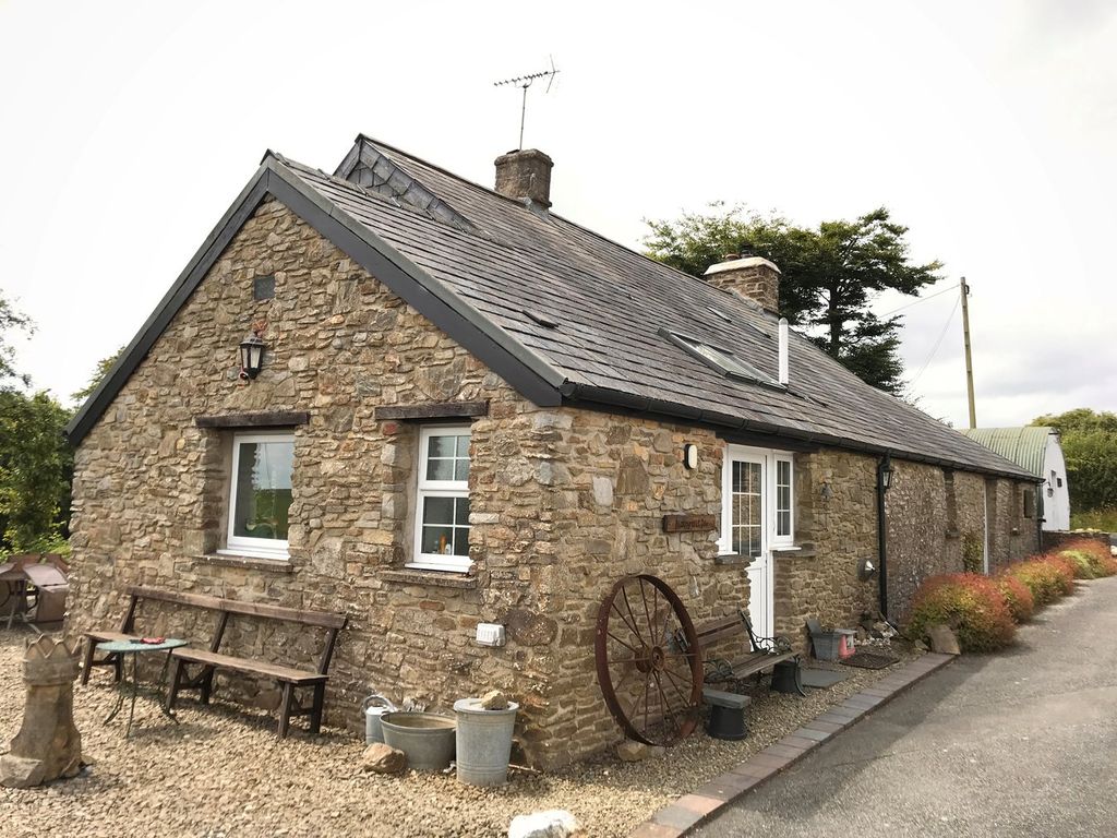Property photo 3 of 57