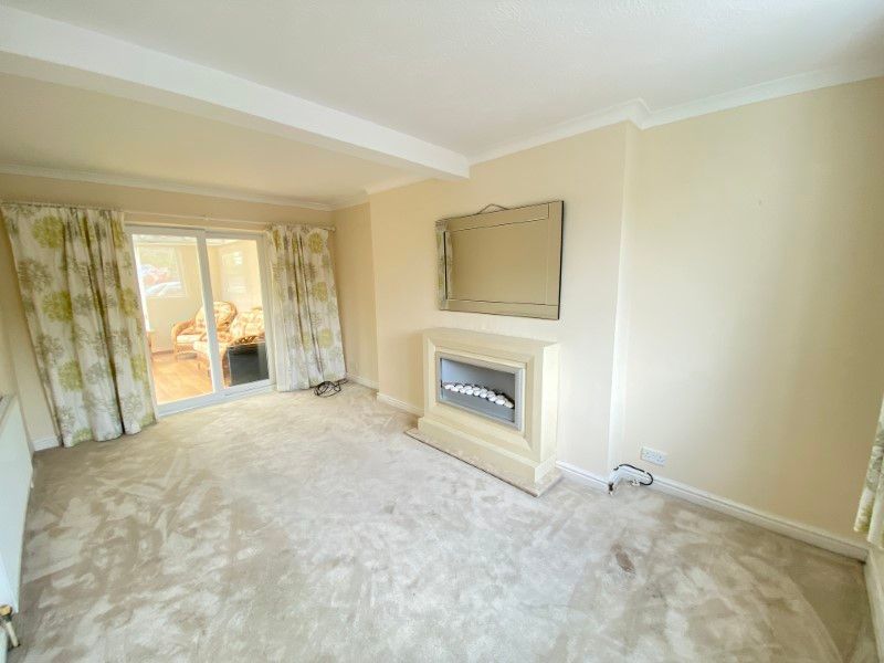 Property photo 3 of 8 Dining Room