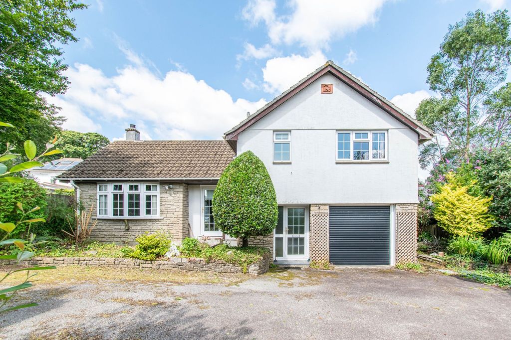 Property photo 1 of 16