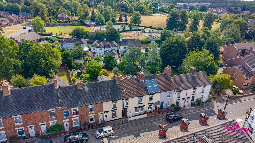 Property photo 2 of 29 Midlands Road Swadlincote (6).Jpg