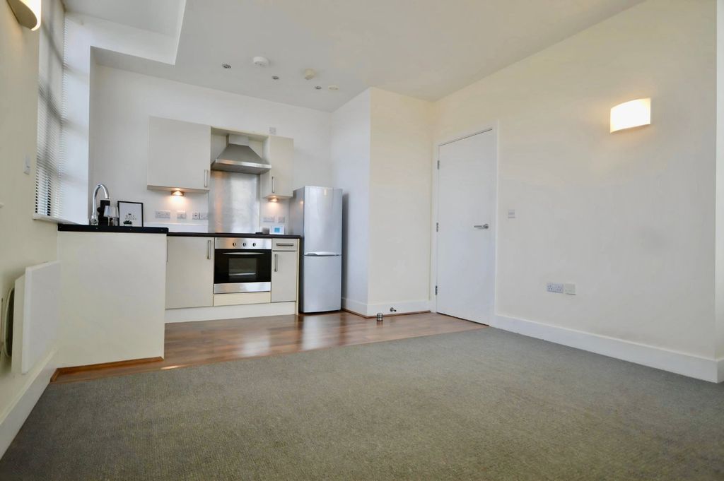 Property photo 3 of 8 Picture No. 08