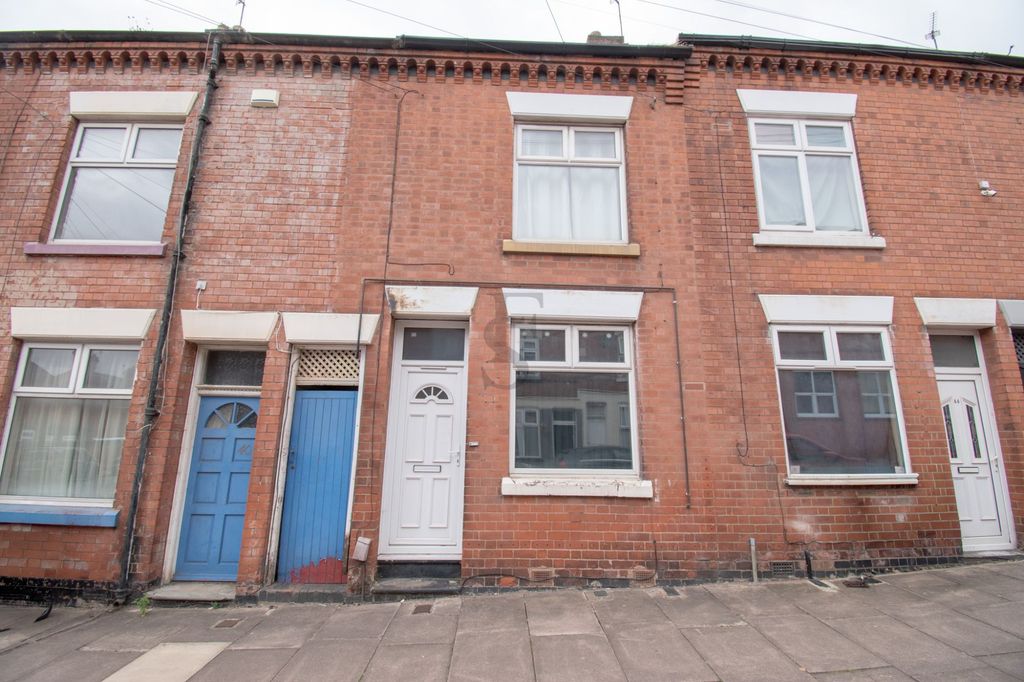 Property photo 1 of 10