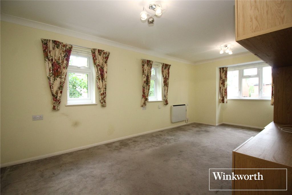 Property photo 3 of 11 Picture No. 06