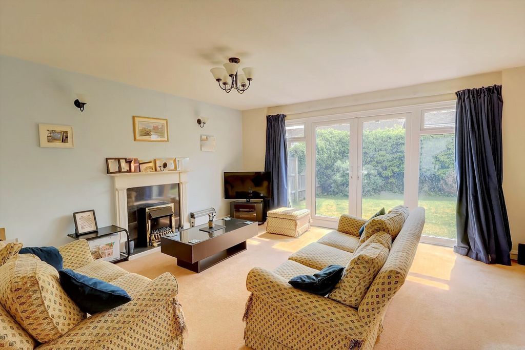 Property photo 2 of 12 Picture No. 02