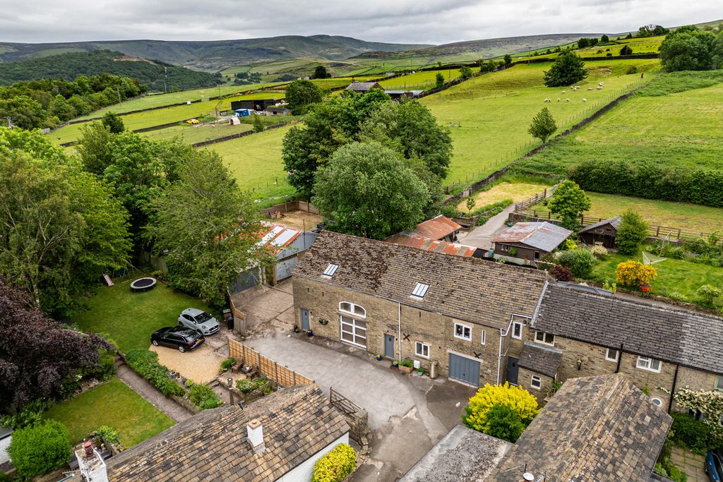 Property photo 1 of 50