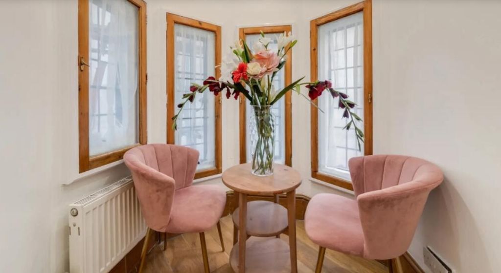 Property photo 2 of 8 Screenshot_17-3-2026_153134_Www.Rightmove.Co.uk.Jpeg