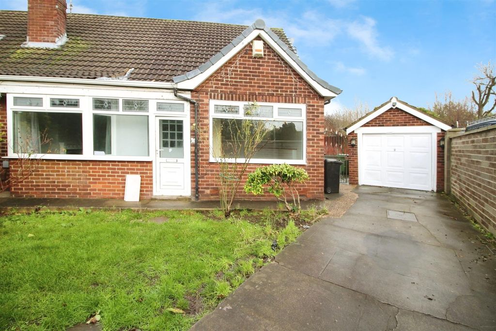 Property photo 3 of 12 12 Pinfold Enhanced (1).Jpg