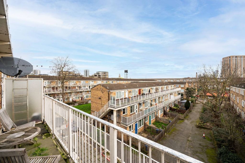 Property photo 3 of 7