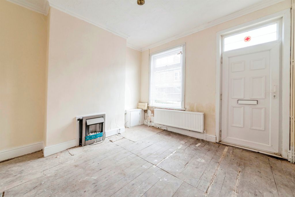 Property photo 3 of 11