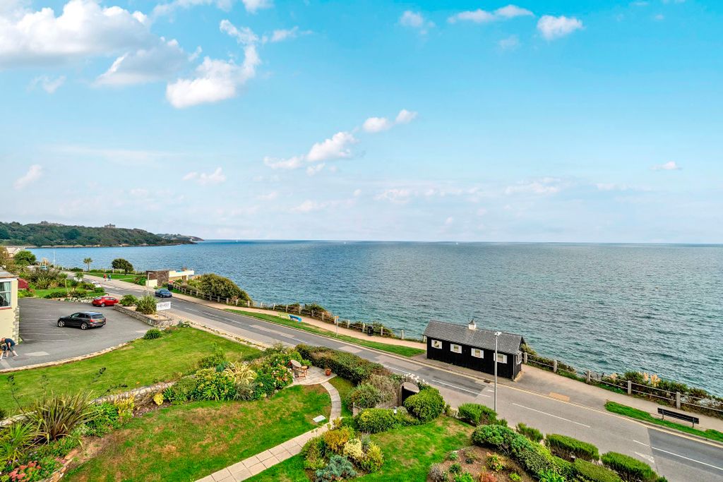 Property photo 2 of 18 Photo 2