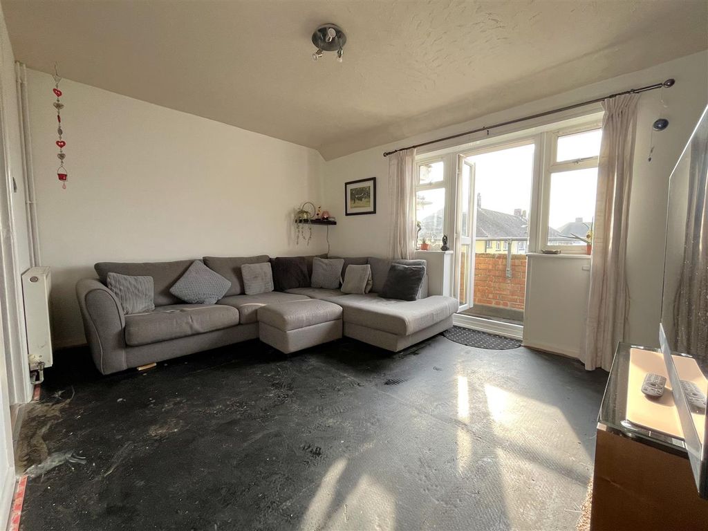 Property photo 3 of 19 Img_1404.Jpg