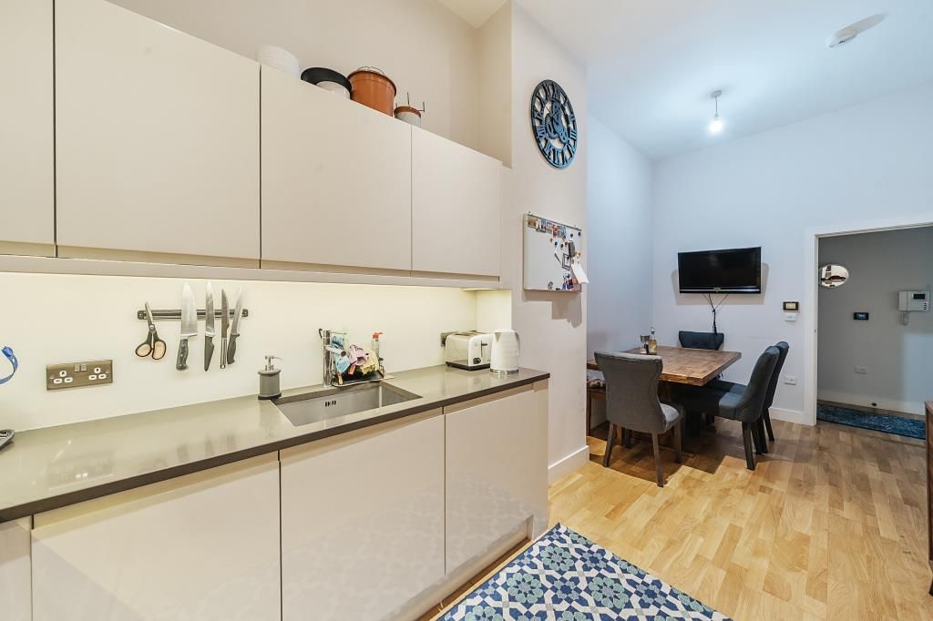 Property photo 2 of 16 Kitchen
