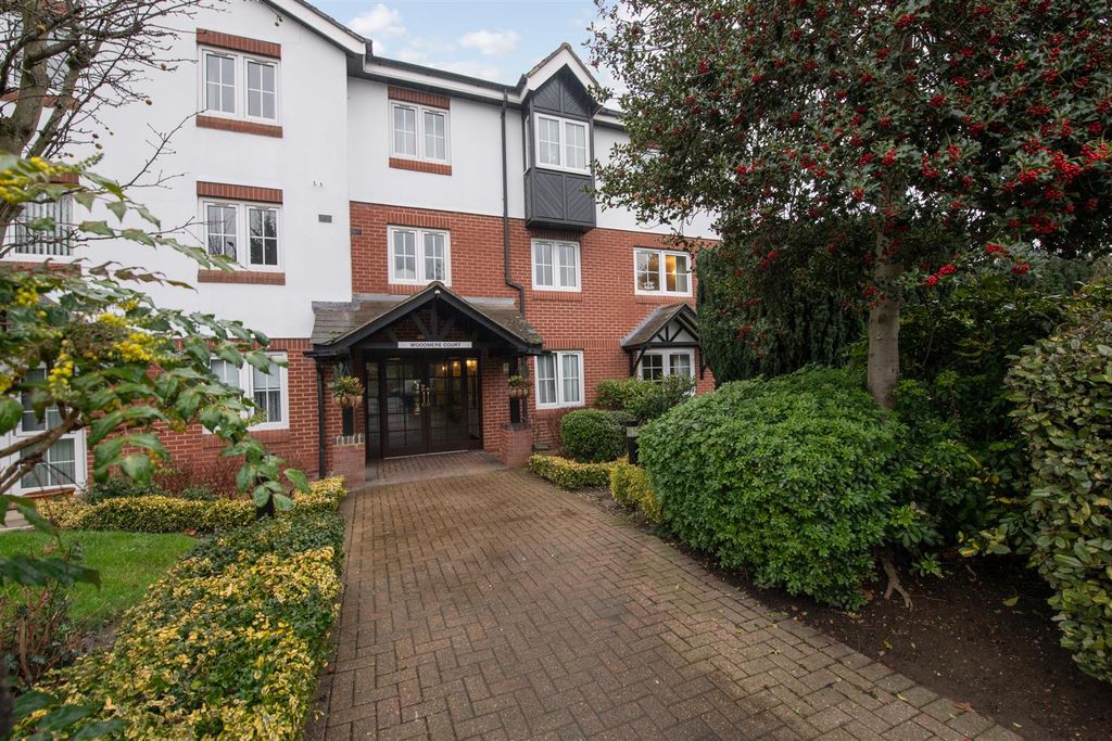 Property photo 1 of 10 Woodmere 10.Jpg