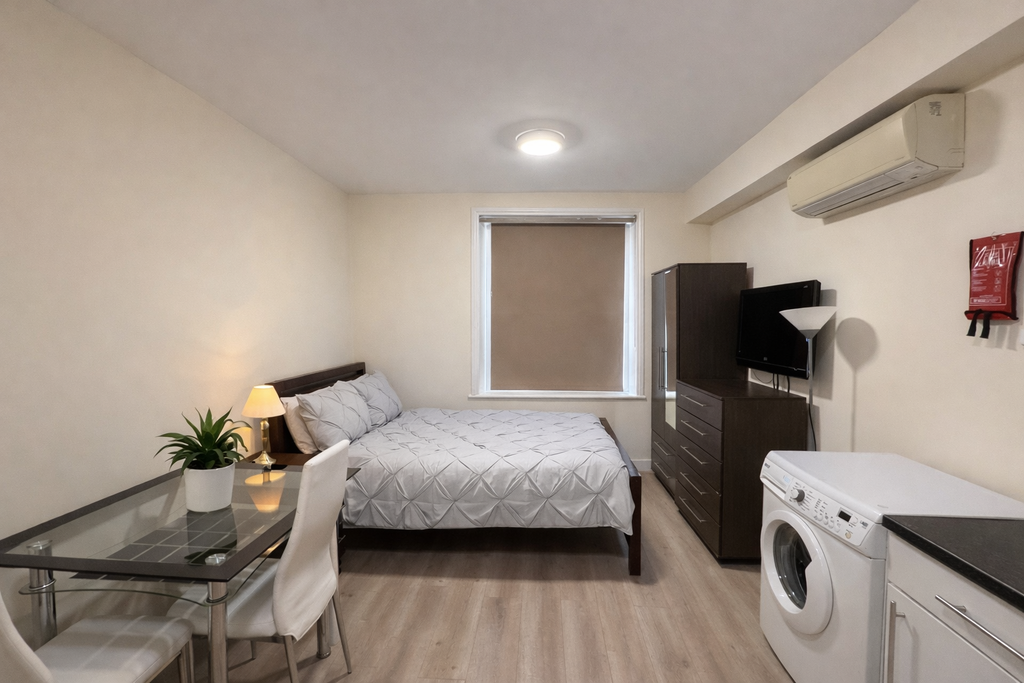 Property photo 3 of 7