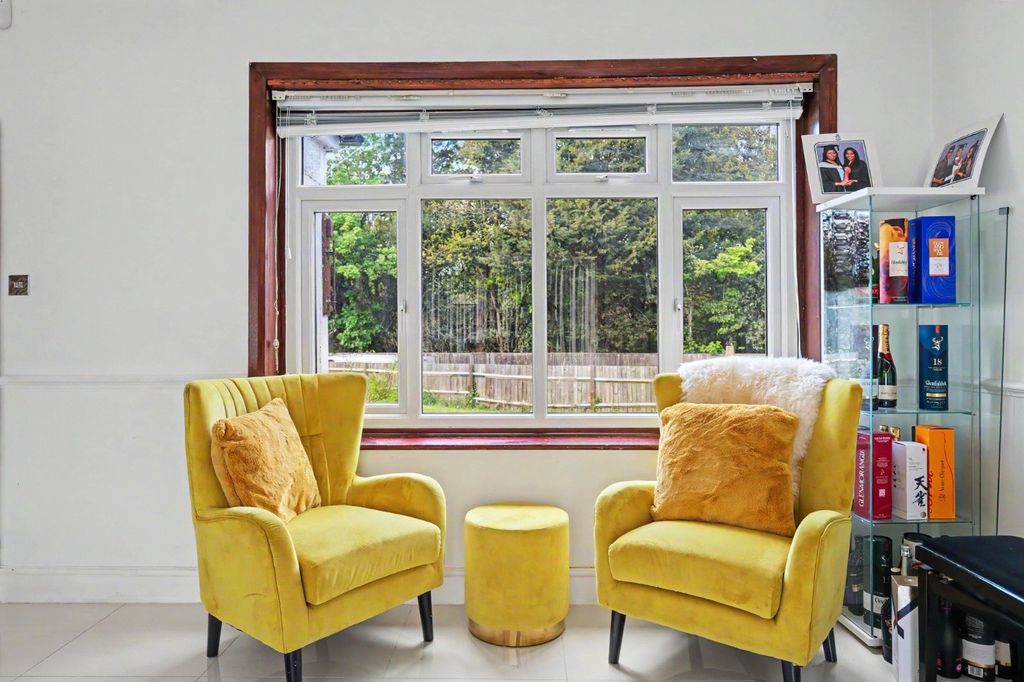 Additional image 7 of 5 bed detached house for saleClay Hill, Enfield EN2