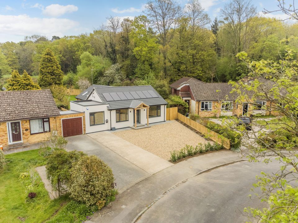 Property photo 2 of 15 Image00002