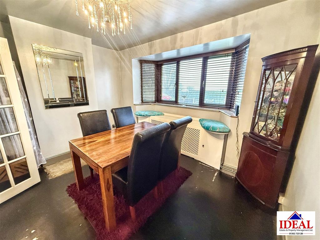 Property photo 3 of 13 Image00010.Jpg